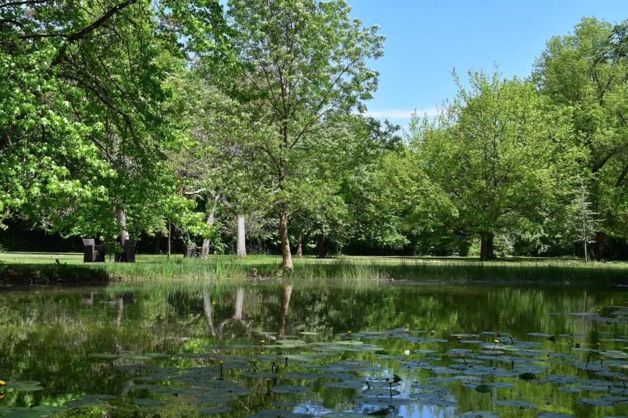 Benon Manoir De Plaisance B&B 외부 사진
